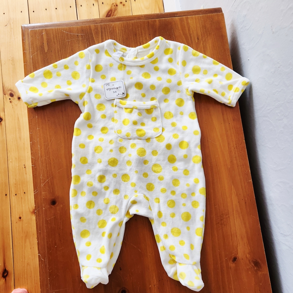 NWT 3-6m Sunny Dots Kids Footie Pajamas